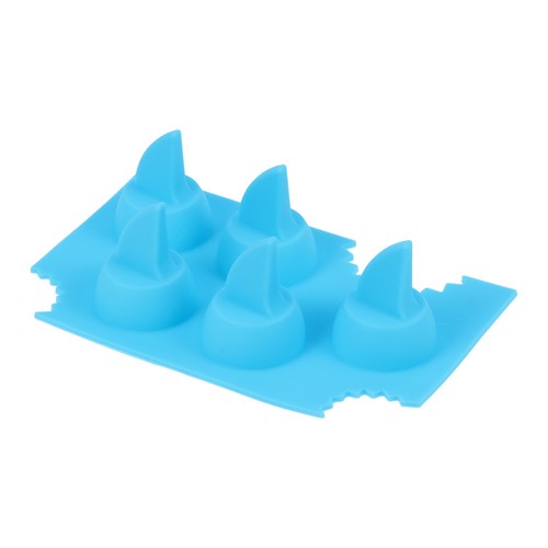 Sky blue reusable shark fin - sky,